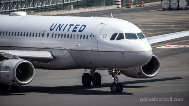 United Airlines รายได้สูงเกินคาด ยูไนเต็ด แอร์ไลน์รายงานเมื่อวันอังคารว่ารายรับสูงเกินคาด เนื่องจากผู้เดินทางกลับมาในช่วงฤดูร้อน แม้จะได้รับ