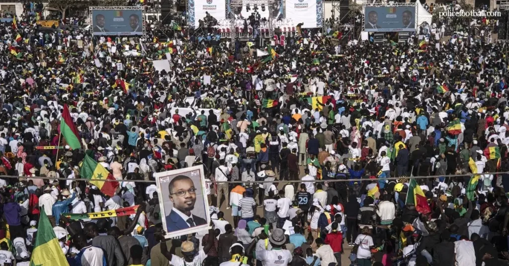 จุดเปลี่ยนระดับชาติ กับประชาธิปไตยในแอฟริกาตะวันตก ประชาธิปไตยในแอฟริกาตะวันตก เมื่อวันที่ 6 มีนาคม 2024 สภารัฐธรรมนูญในเซเนกัลได้ออก
